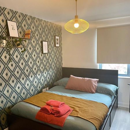 Family Friendly Maritime Apartment Σουόνσι Εξωτερικό φωτογραφία