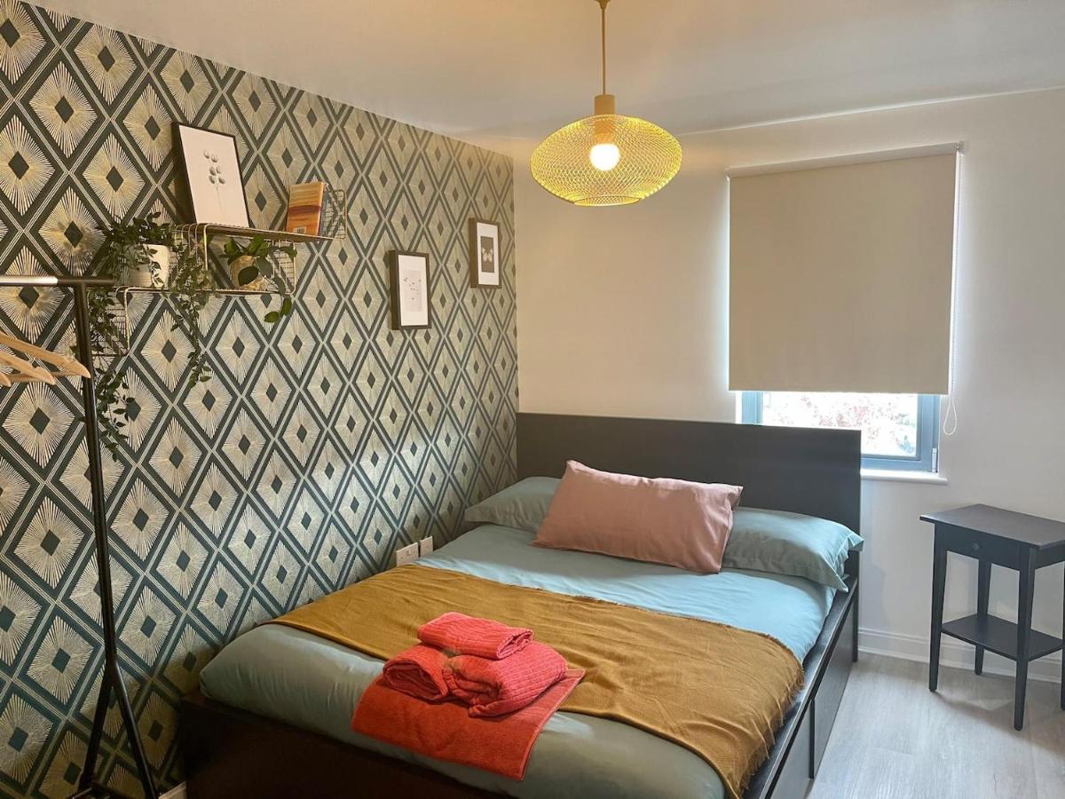 Family Friendly Maritime Apartment Σουόνσι Εξωτερικό φωτογραφία