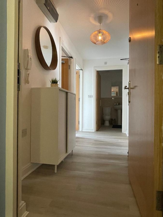 Family Friendly Maritime Apartment Σουόνσι Εξωτερικό φωτογραφία
